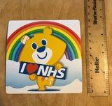 Theo NHS magnet
