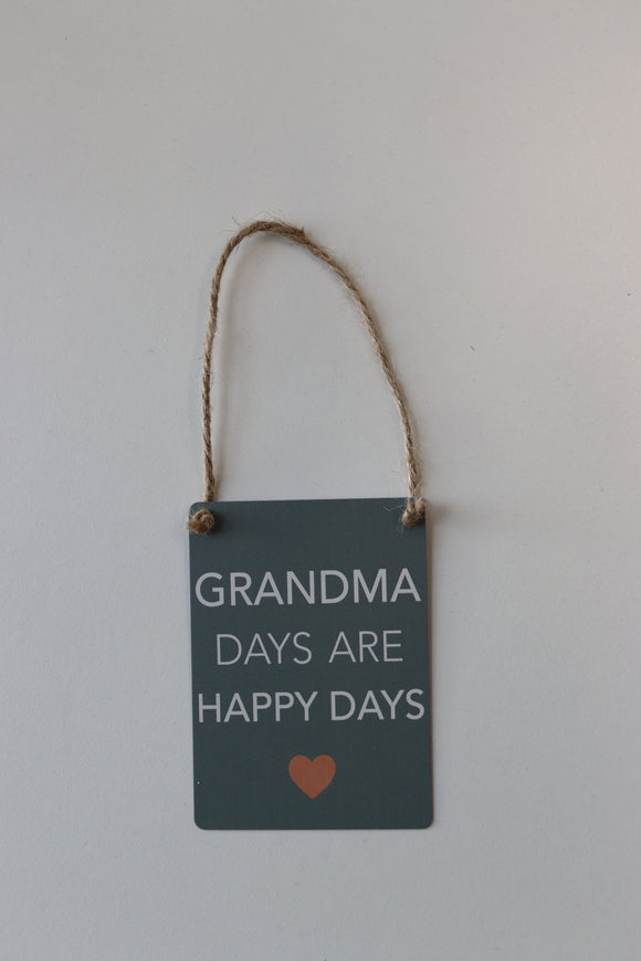 Grandma metal hanging plaque